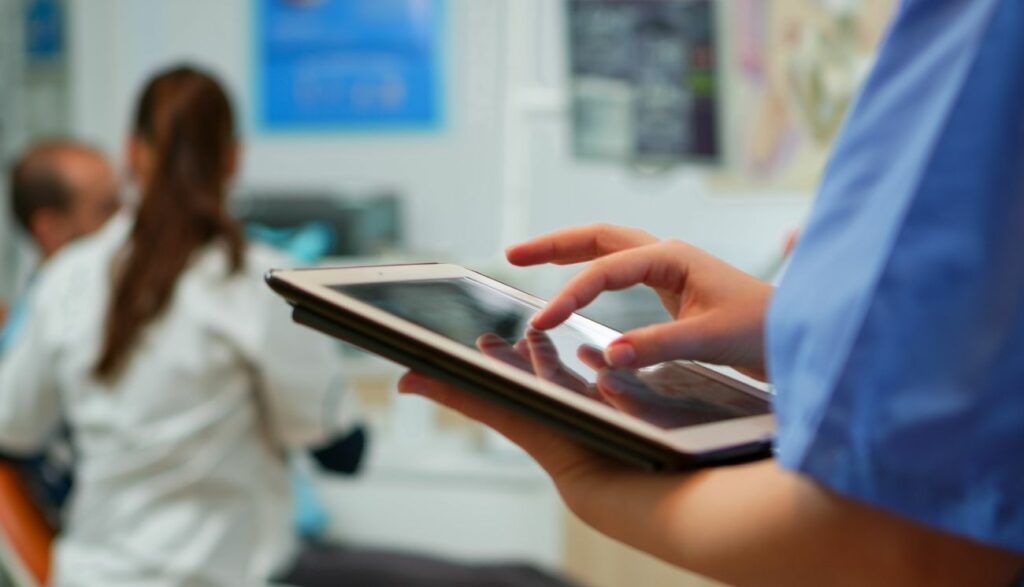 Digitale Pflegeanwendungen Media4Care
